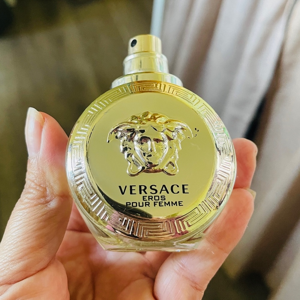 Authentic Versace Eros Pour Femme 30 mL Eau de Parfum – Half Full + Original Box - Picture 7 of 8